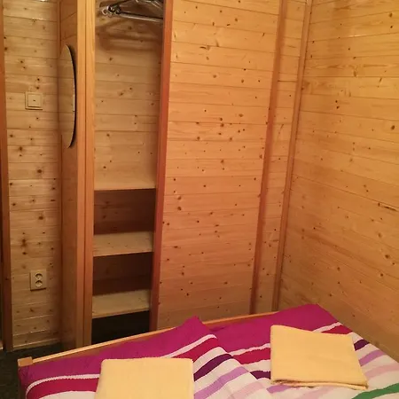 Malenka U Sjezdovky Pro 10 Osob * Malenovice (Moravia-Silesia)